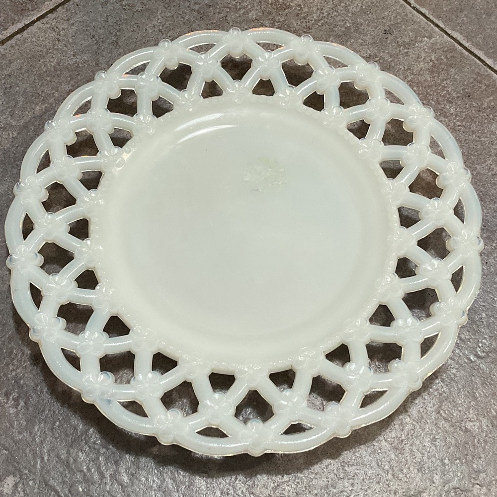 White Decorative Lattice Edge Serving Plate - Home Dining